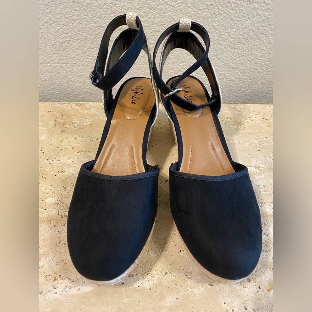 Mailena Wedge
Espadrille Sandals size 8  1/2